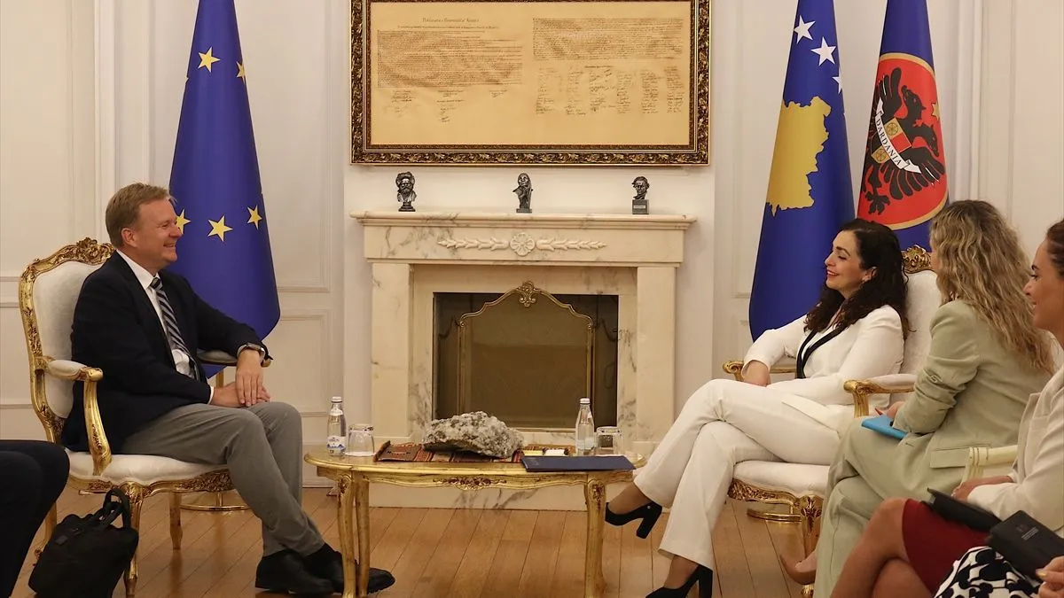 Predsjednica Kosova naglasila značaj pravednog procesa dijaloga radi unapređenja stabilnosti regiona u cjelini