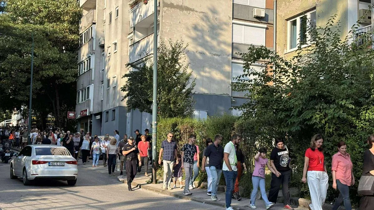 Zasjedalo je i Općinsko vijeće Centar koje jučer jednoglasno zaključilo da se Metadonski centar, u kojem se liječe bolesni od ovisnosti, najkasnije do 1. septembra mora izmjestiti 