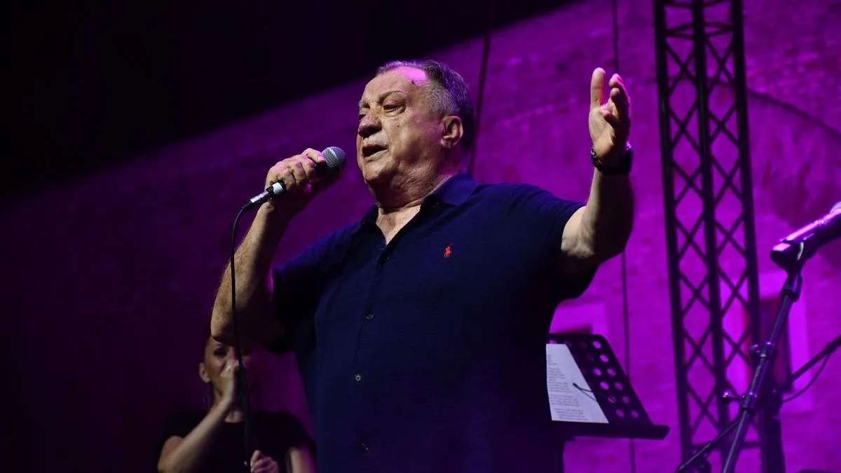 Pjevač je hospitaliziran na Kliničkom centru Univerziteta u Sarajevu