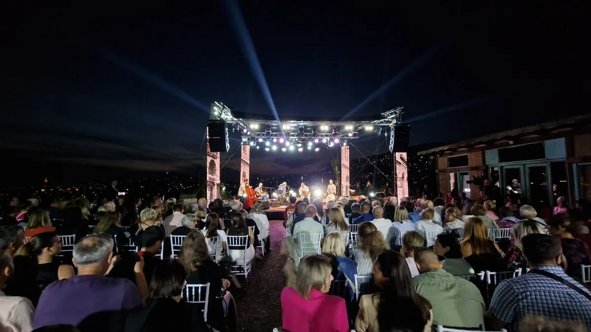 Emotivan susret sevdaha i publike: Raffid Subašić i Trio Ved priredili noć za pamćenje