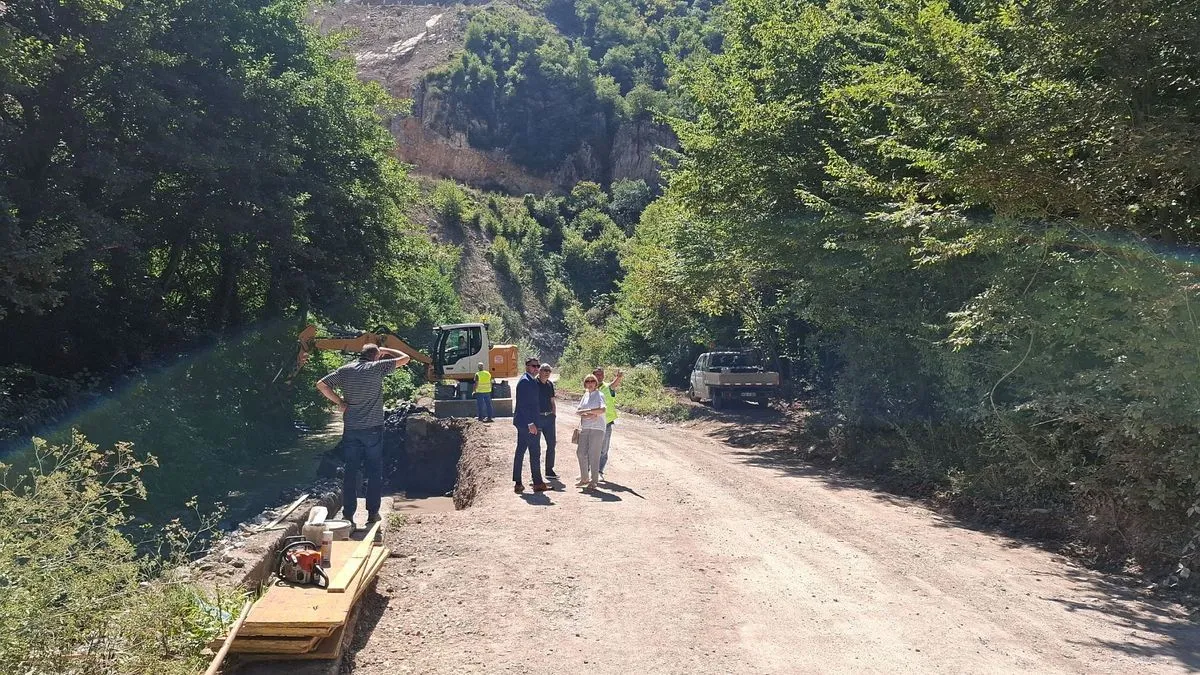 Ministar Adnan Šabani obišao radove na sanaciji puta Zenica – Arnauti