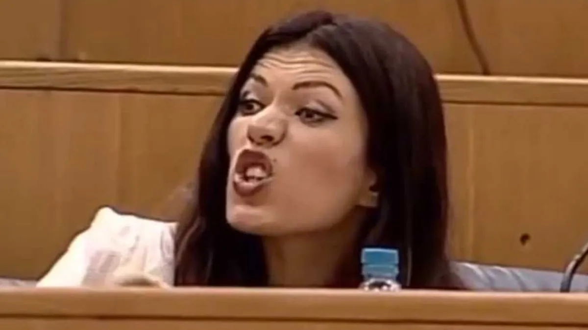 Sve ostalo je, kako je navela, "prazna priča, politička gluma i pokušaj obmane javnosti".