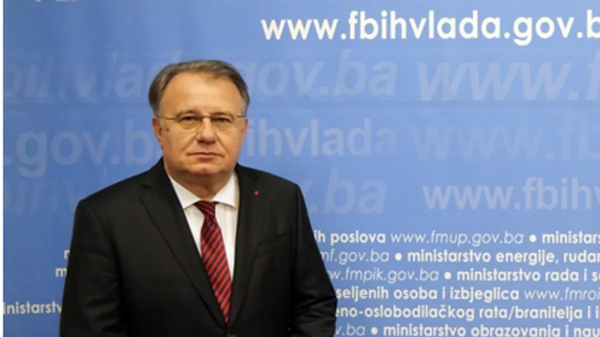Nikšić: Vučić nije ništa tražio zauzvrat nakon ukidanja zabrane izvoza baruta