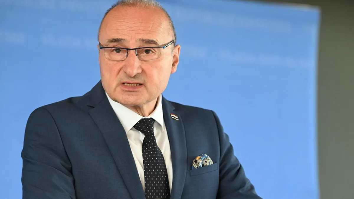 Smatramo kako je važno u provedbi presude očuvati međusobno povjerenje i ravnotežu među trima konstitutivnim narodima u BiH, kazao je