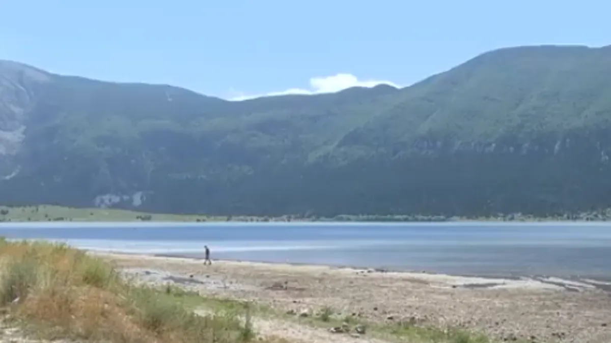 Planinarenje, alpinističko penjanje, brdski biciklizam ili vožnja kanuom po Blidnjiskom jezeru samo su dio avanture zbog koje sve više ljudi dolazi ovdje u srce parka prirode Blidn