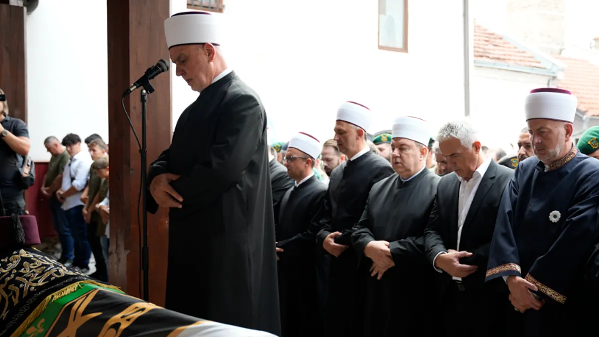 Vječni rahmet, Amidža: Njegovo djelo živi vječno