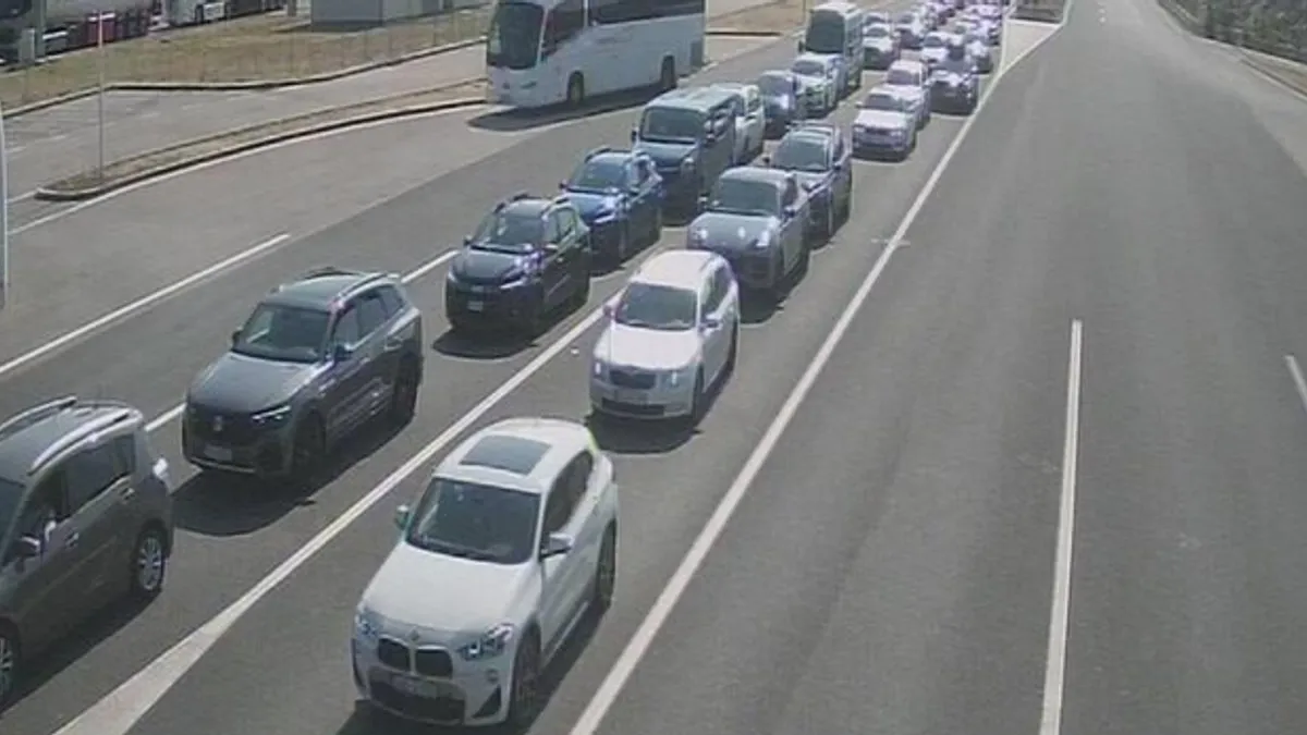 Na graničnim prijelazima Bijača, Bosanska Gradiška i Gradina duža su čekanja u oba smjera