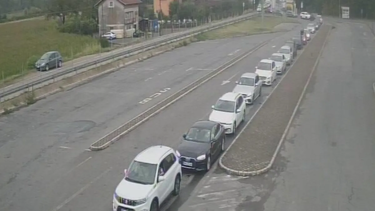 U noćnim satima završeni su planirani radovi u tunelu Ivan, na dionici autoputa A-1 Bradina-Tarčin, tako da se saobraća nesmetano.