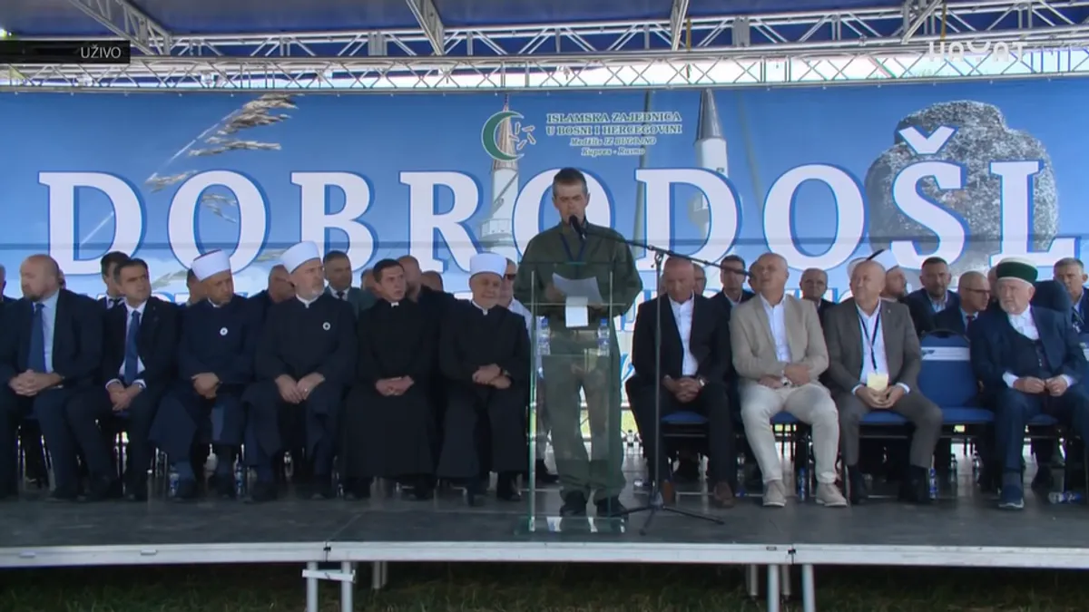 Izgrađena je sredstvima donatora iz BiH, Hrvatske i Crne Gore i jedne arapske zemlje - rekao je Kmetaš.