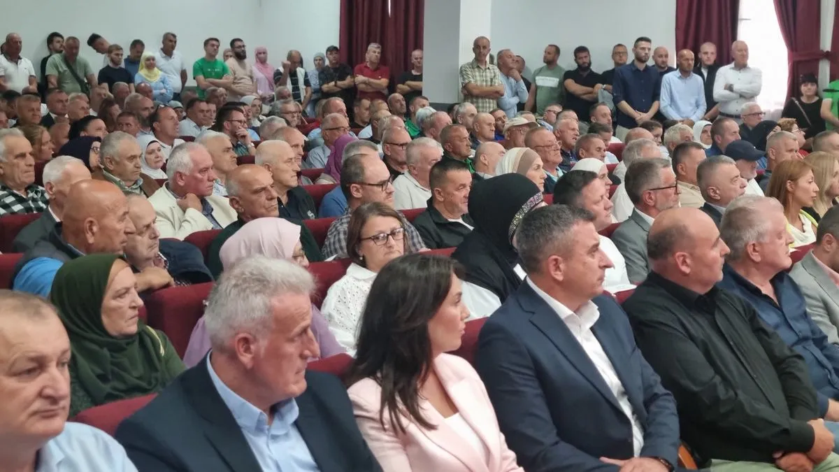 Izetbegović: Predali su pozicije, vratit ćemo ih, uništili su ekonomiju, popravit ćemo je