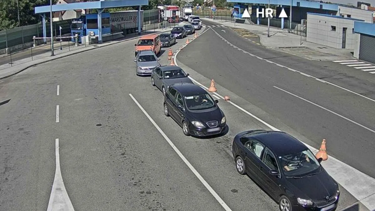 Teretni saobraćaj na Šepku je dozvoljen u određenim terminima, dok vikendom prelazak moguć samo u noćnom terminu.