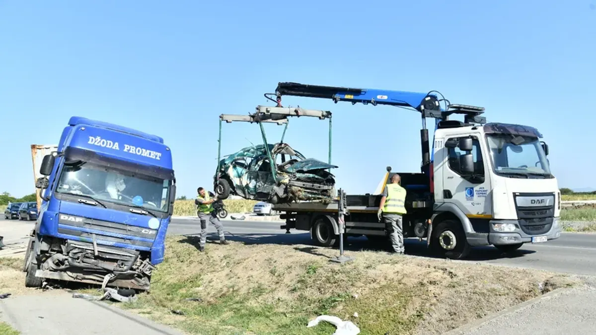 Izbezumljen je izašao iz prevoza i saznao da je izgubio dva sina, u trenu.