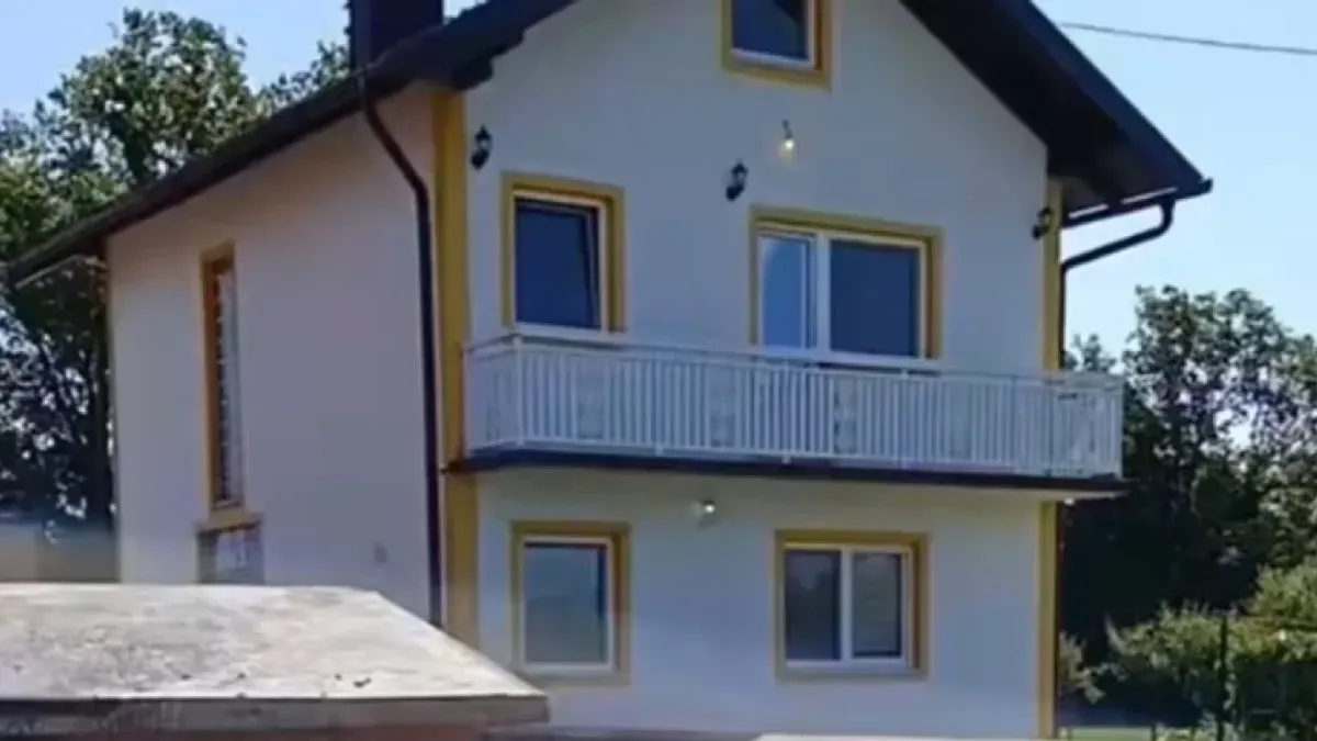 Nakon zločina je sjeo u svoje vozilo i otišao. Supružnici su na mjestu događaja usmrćeni, a Trifunović je zadobio teške povrede.