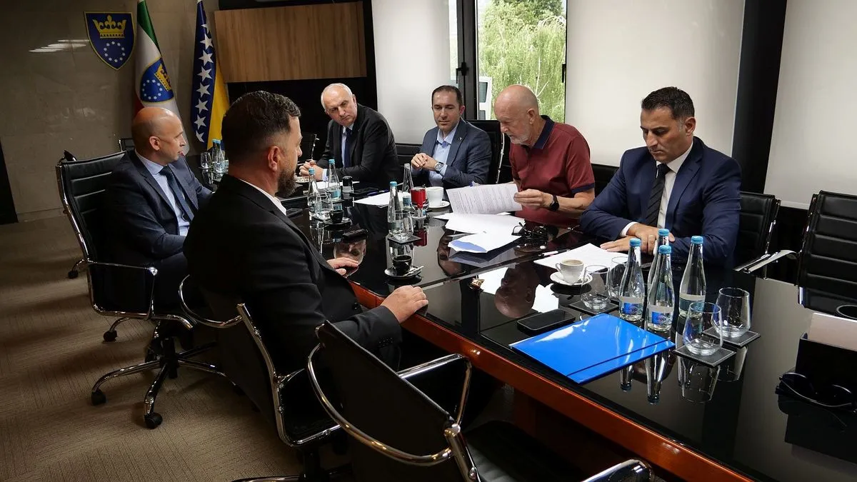 Potpisani ugovori s načelnicima u ZDK: Uložena sredstva za sportsku i obrazovnu infrastrukturu