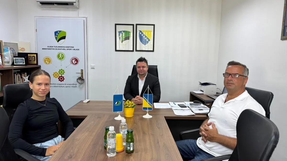 Prema njenim riječima najveći motiv joj je da jednog dana ponosno brani boje Bosne i Hercegovine na Olimpijskim igrama...