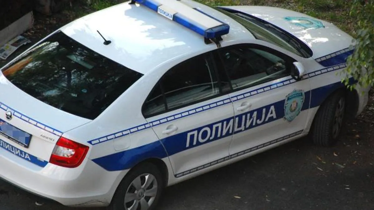 Policija je na licu mjesta i u toku je uviđaj, kao i javni tužilac Višeg Javnog tužilaštva u Jagodini