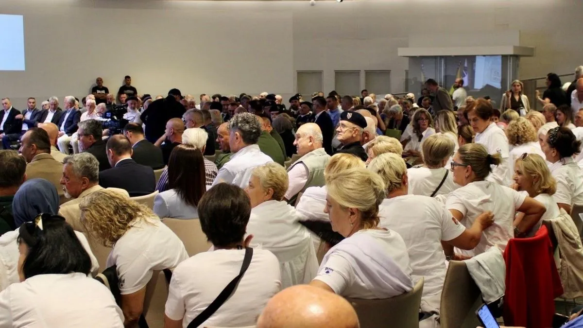 Organizovani su i vjerski sadržaji u znak sjećanja na šehide, pale branitelje i poginule borce, pripadnike Armije RBiH