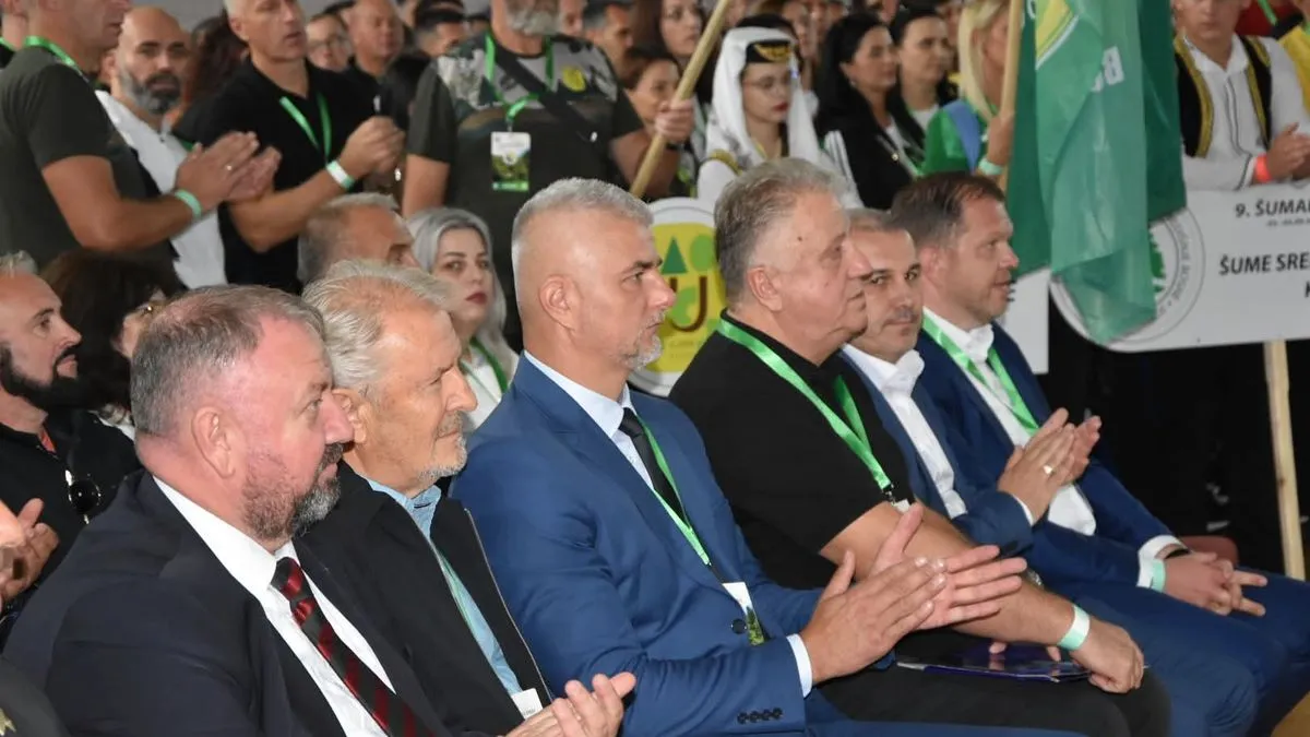 Ministar Šibonjić iskoristio je ovu priliku da izrazi zahvalnost svim uposlenicima šumarskog sektora.