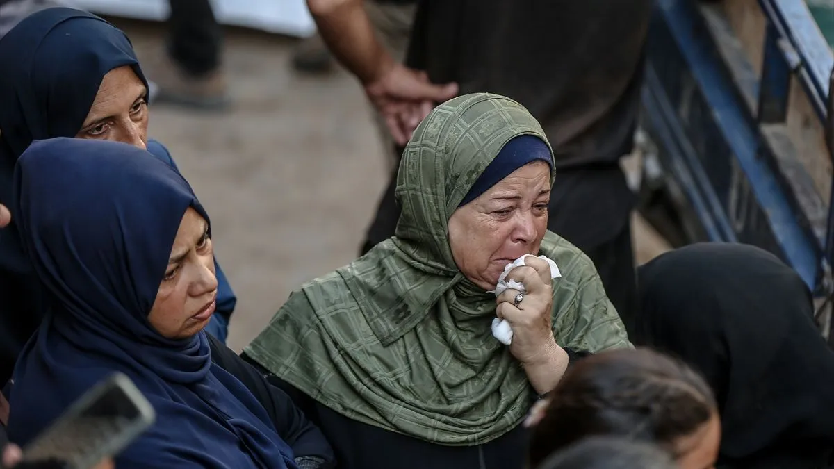 Hiljade nevinih ljudi svakodnevno gube svoje domove, porodice i živote