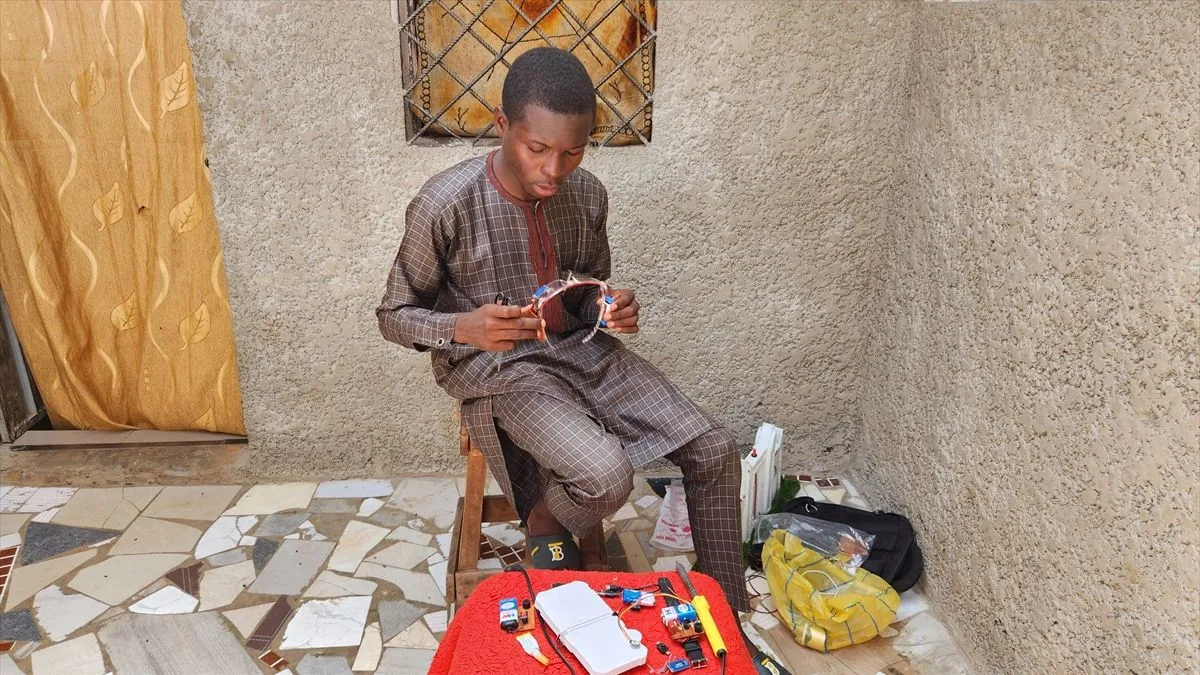 Njegov glavni cilj bio je spriječiti nesreće koje izazivaju vozači kamiona i autobusa, koji često voze satima bez odmora.