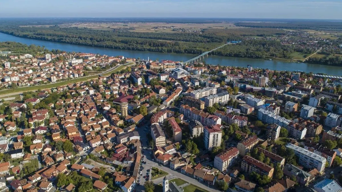 Njegov prerani odlazak ostavio je neizmjernu bol u srcima porodice, prijatelja, školskih drugova i svih koji su ga poznavali.