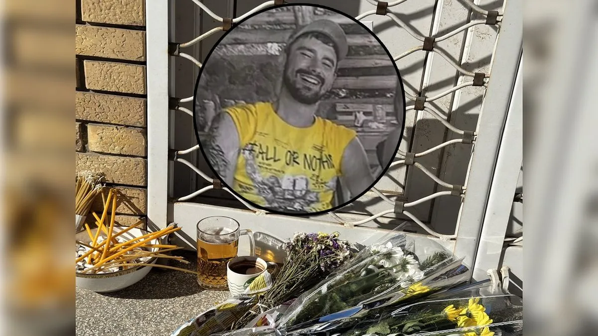 Nezvanično se saznaje da je ubijeni Darko V. upucan sa dva hica iz vatrenog oružja.