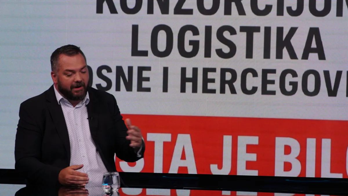 Delić za '7Plus': 'Trojka' pravi komediju i šale se sa nama umjesto da donose odluke i budu vlast
