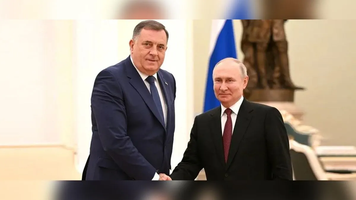 Njihova je uloga, u konačnici, svedena na aplaudiranje, čime se politički teatar pretvara u tragikomičnu predstavu