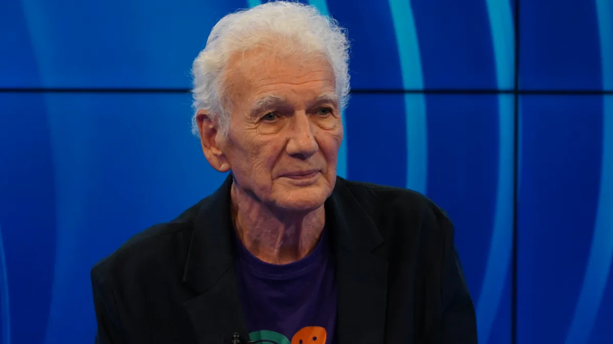 Izrael nastavlja svoju brutalnu agresiju i genocid na Gazu u kojoj dnevno ljudi umiru bilo od posljedica djelovanja snajpera, granata, demoliranja zgrada ili od gladi i žeđi