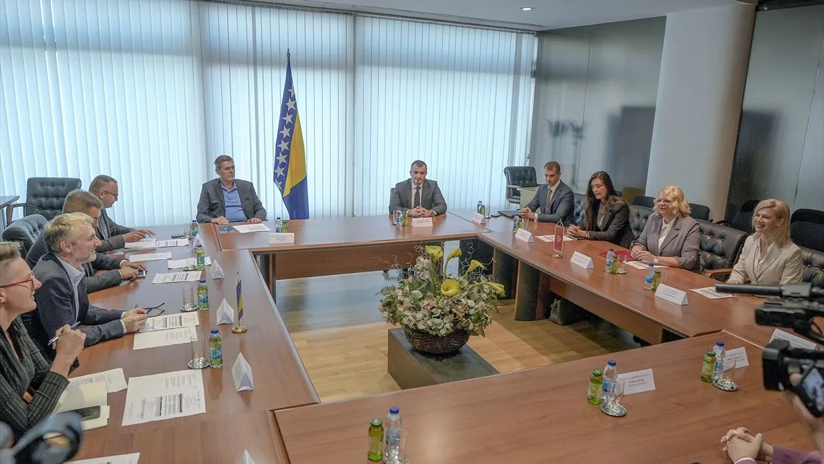 Dvoje ministara je razgovaralo i o projektu izgradnje željezničke pruge Čapljina - Nikšić 