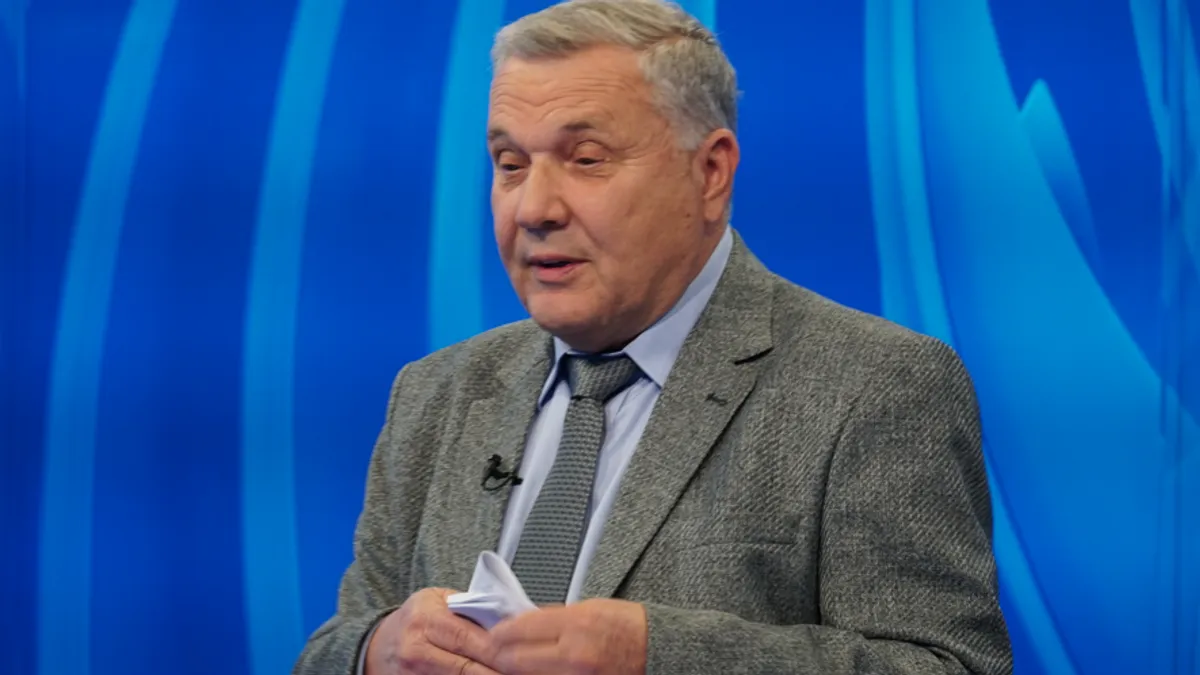 Nekadašnji bh diplomat i publicista Fuad Đidić gosotvao je u današnjem izdanju emisije ' Dobar dan BiH' kako bi analizirao posljednju inicijativu američkog predsjednika Trumpa.