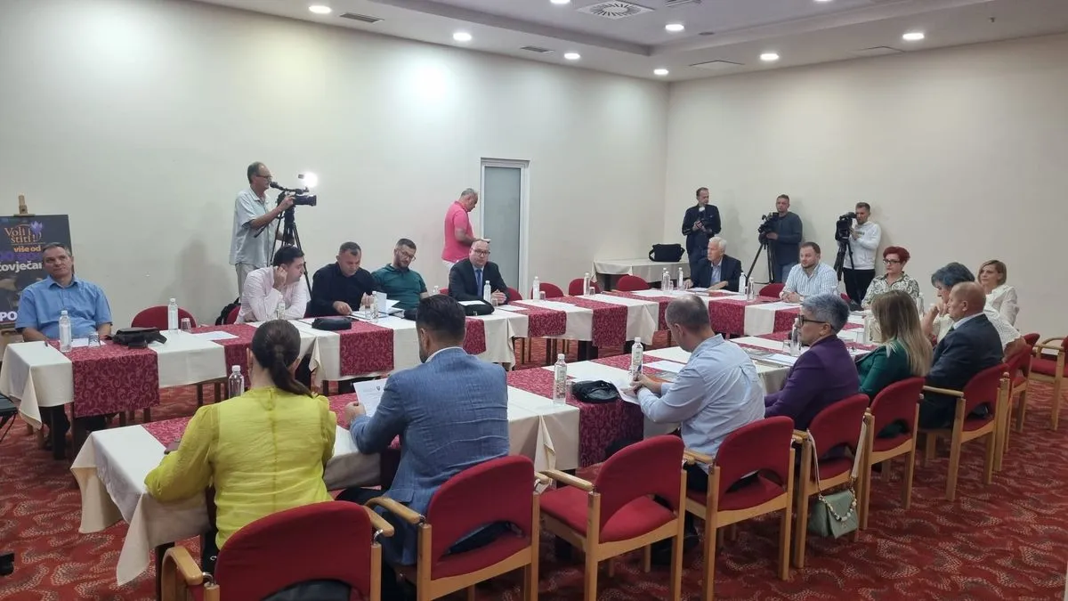 Diskutovano je kako kroz zajedničko djelovanje osnažiti provođenje zakonskih odredbi i povećati obuhvat imunizacijom.