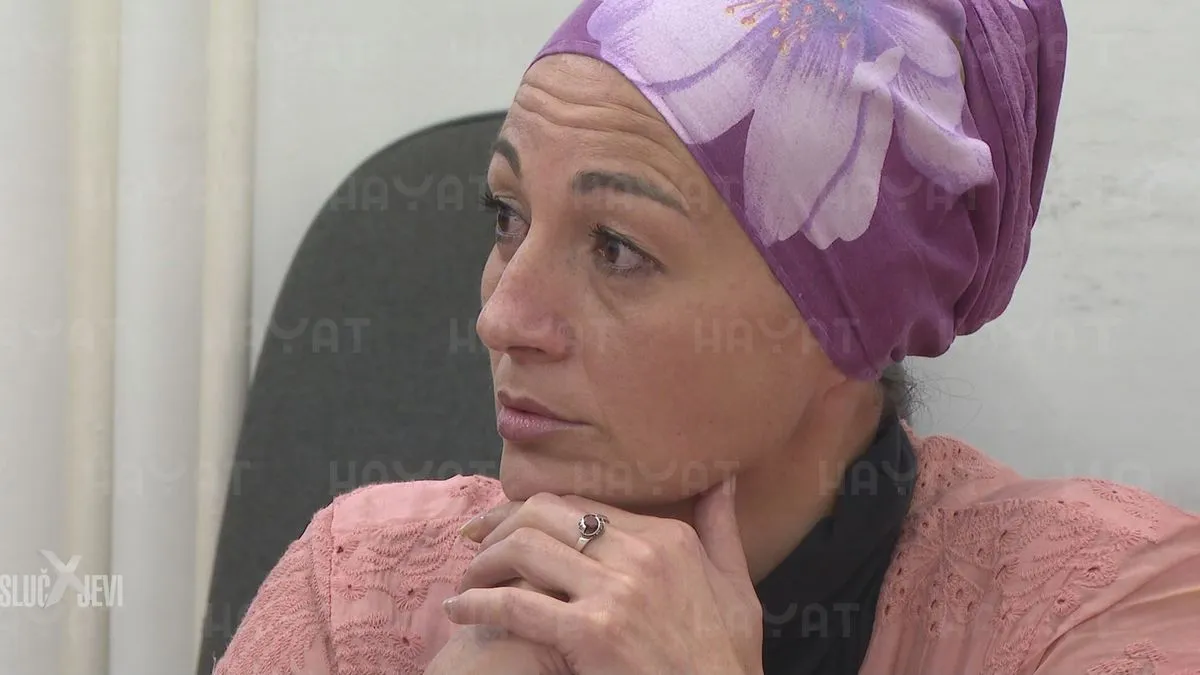 Prema njenim riječima, većinu novca koji je zarađivala morala je predavati suprugu, a on ga je trošio na kocku.