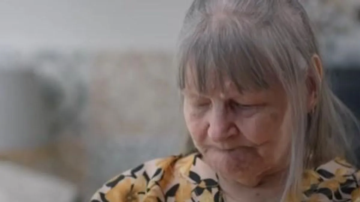 Sa 16 godina su je primorali da kćerku preda na usvajanje: Nisu joj dali ni da se oprosti