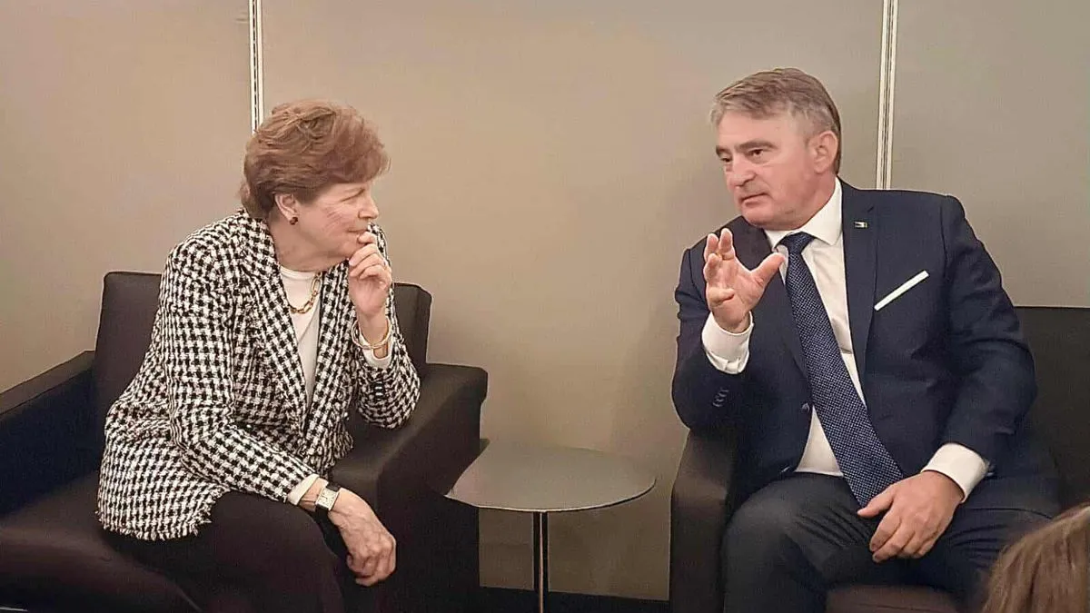 Složli su se da je neophodno nastaviti zajednički rad na jačanju demokratskih institucija i vladavine prava, te jačanju saradnje u oblastima od obostranog interesa.