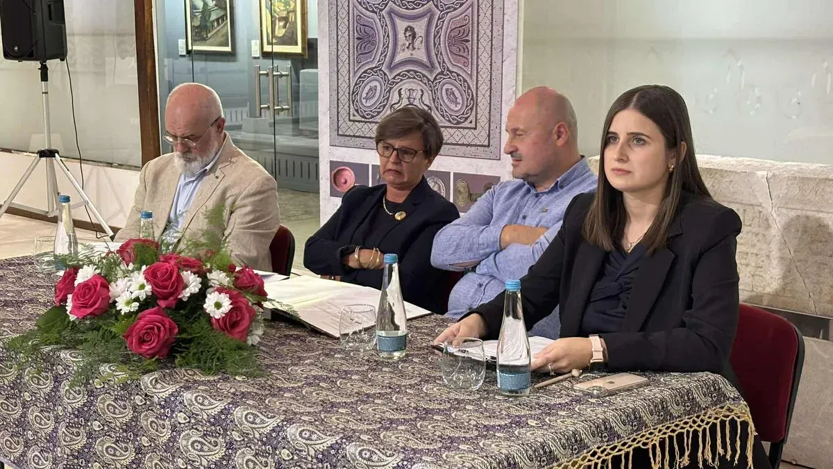 Monografija “75 godina u službi kulture” nije samo dokument prošlosti, već i temelj za buduće generacije