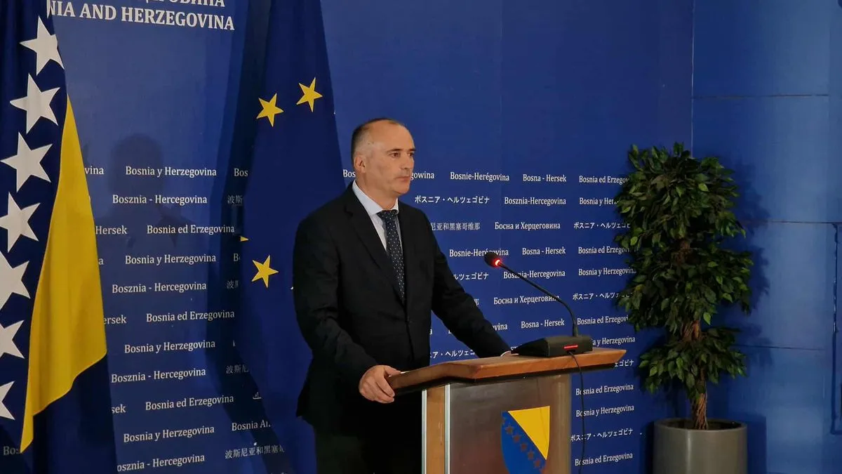 Trojka iznenađena ponašanjem Dodika, RS ima kozije puteve: Reakcije na sjednicu Vijeća ministara
