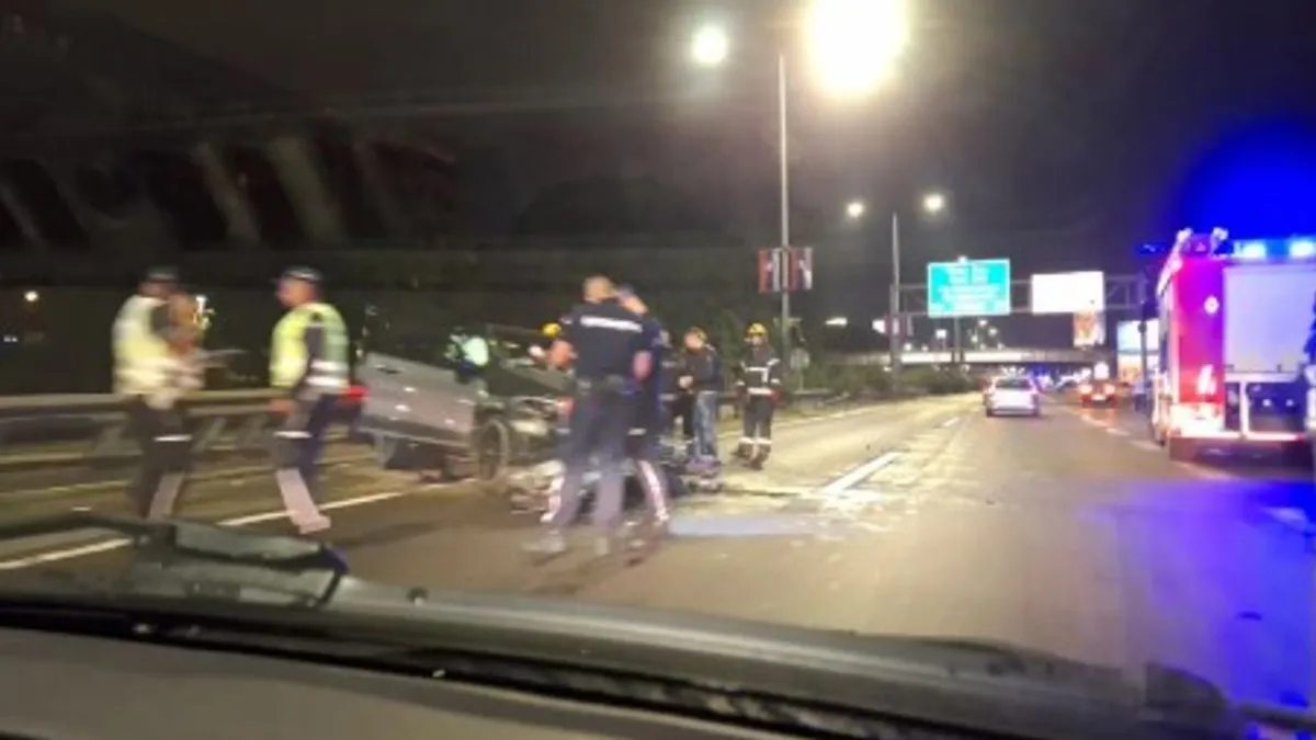 Folker Darko Lazić sinoć je doživio tešku saobraćajnu nesreću na autoputu, a sa njim je u kolima bila njegova supruga Katarina Lazić.