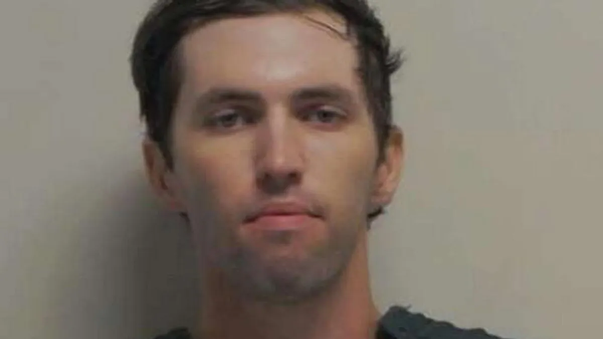 Robinson se tereti za teško ubistvo koje se dogodilo 10. septembra na kampusu Univerziteta Utah Valley u gradu Orem.