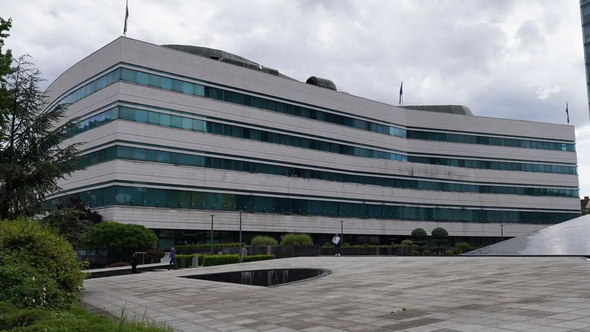 Većina građana tvrdi da je državna služba sigurnija, da su uplate doprinosa redovne i zagarantovane