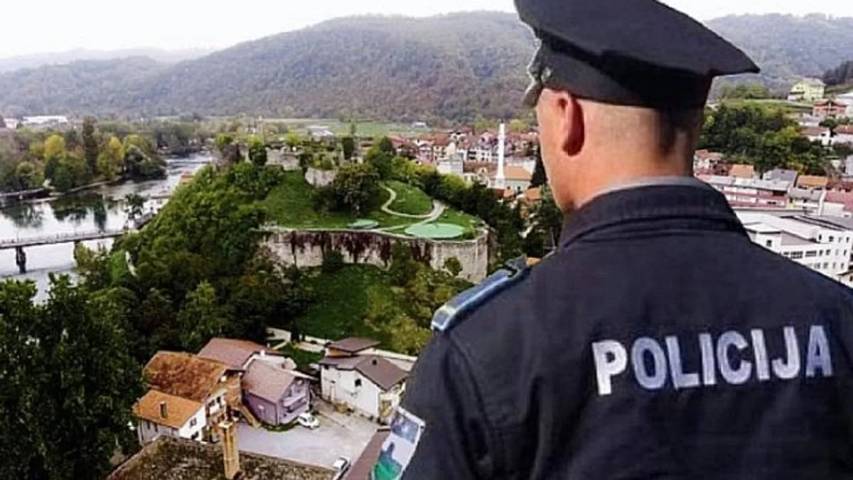 Jašić je hitno operisan zbog unutrašnjeg krvarenja i primio je više transfuzija krvi