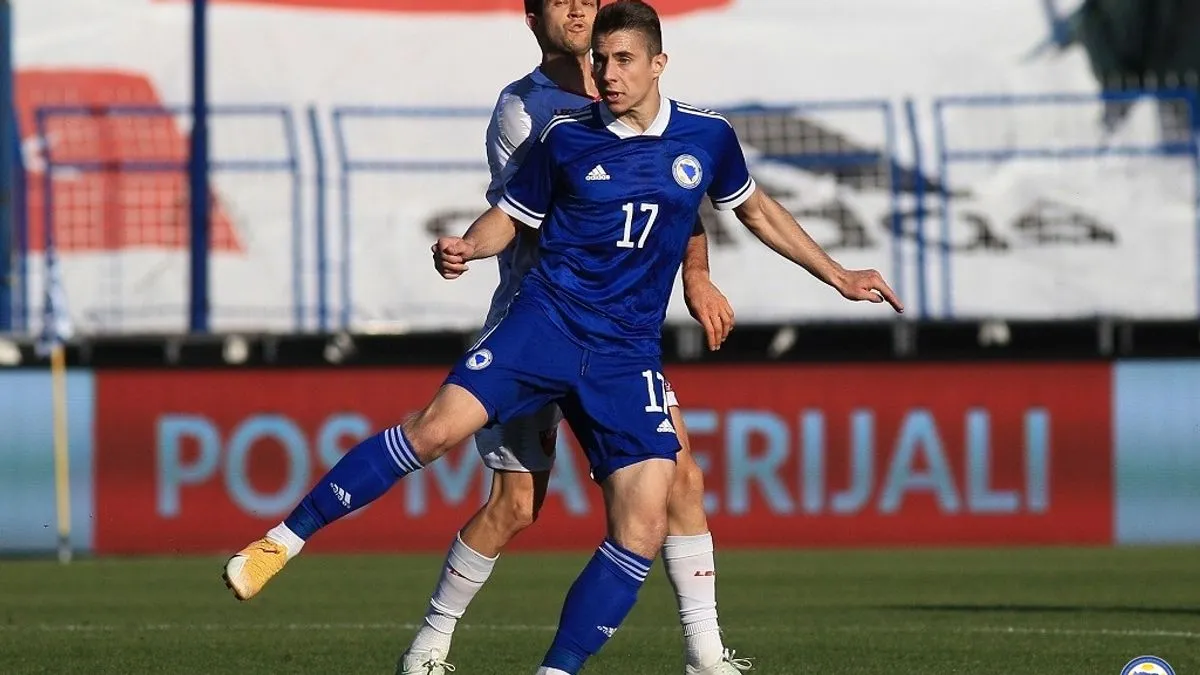 Haris Hajradinović zadobio je povredu koljena zbog koje će propustiti utakmice s Kiprom i Maltom