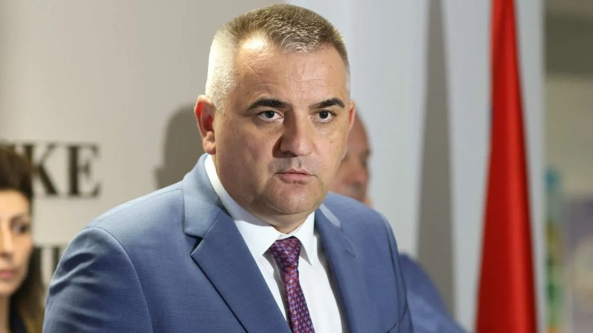 Isključivo predsjednik entiteta ima pravo predložiti kandidata za mandatara