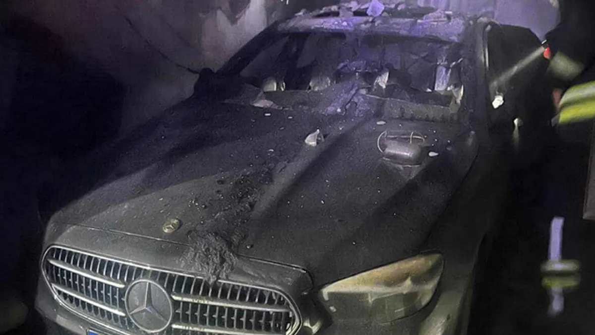 Automobil je zapaljen u privatnoj garaži u Tuzli                         