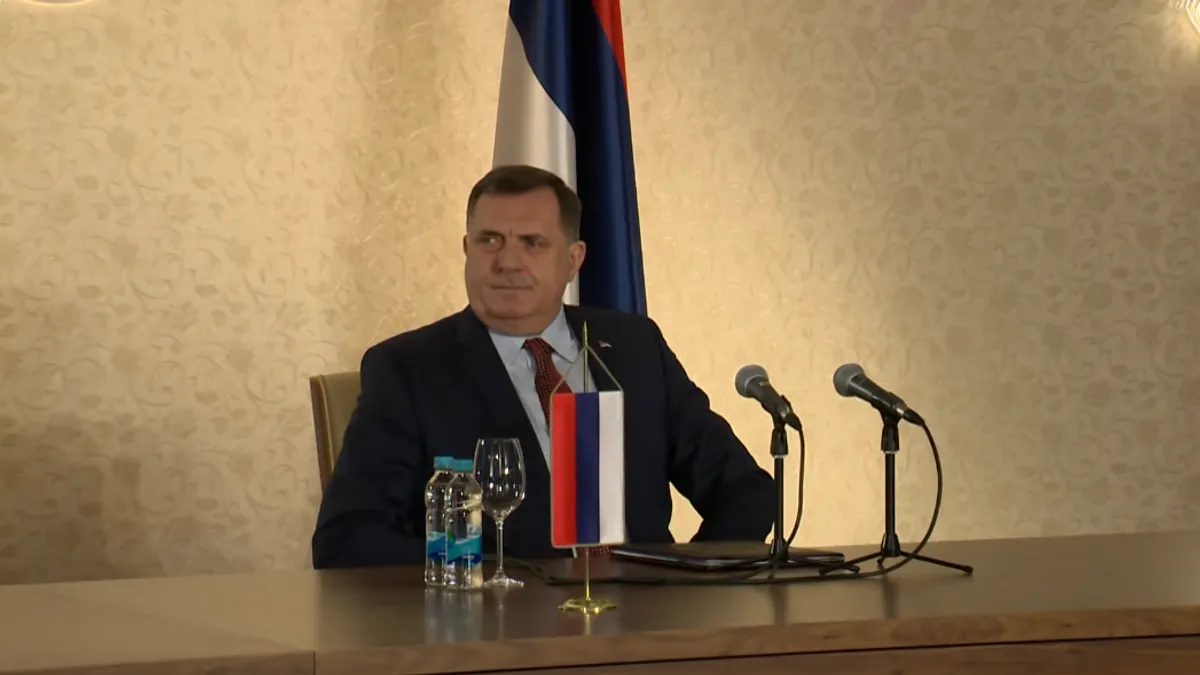 Vlada Minića je neustavna jer ju je predložio Milorad Dodik. 