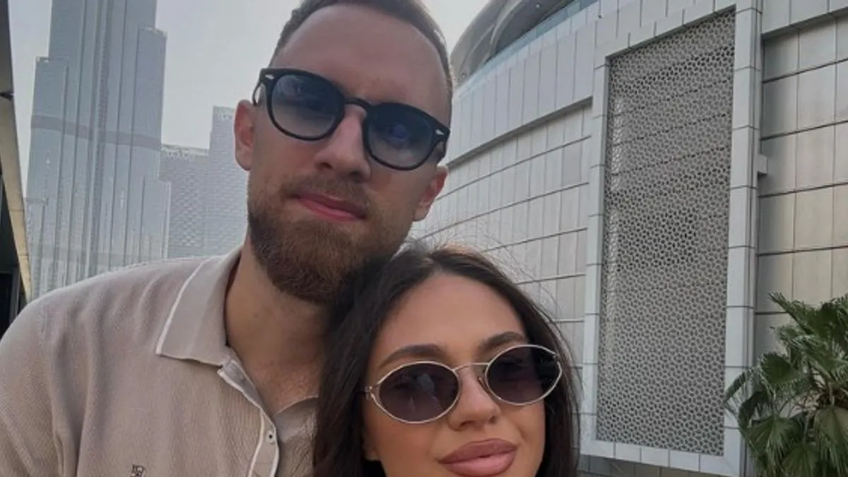 Njihova romansa je počela kada je reprezentacija BiH u Tuzli igrala odlučujuću utakmicu za plasman na Eurobasket