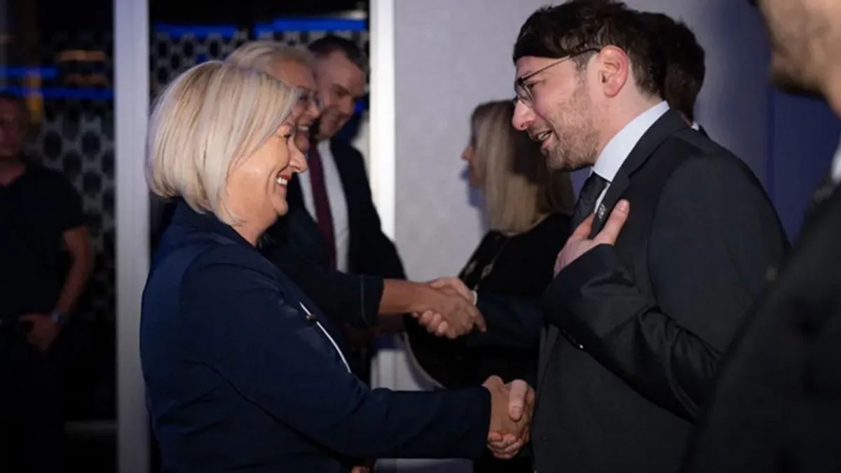 Čović i zvaničnici HDZ-a nazdravljaju, a u isto vrijeme se djeca u Gazi ubijaju i umiru od gladi