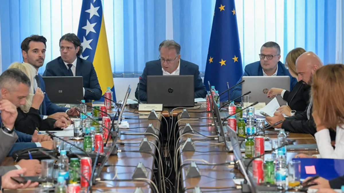 Nacrt izmjena Zakona: Ko će sve moći biti roditelj njegovatelj u FBiH