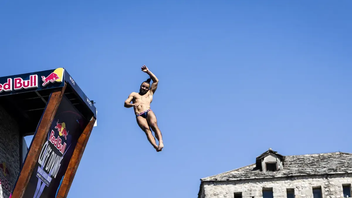 Grad na Neretvi danas je centar svijeta, domaćin završne runde spektakularnih skokova sa Starog mosta. 