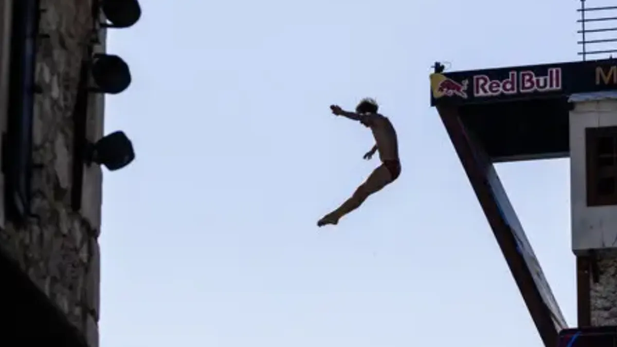 Grad na Neretvi danas je centar svijeta, domaćin završne runde spektakularnih skokova sa Starog mosta. 